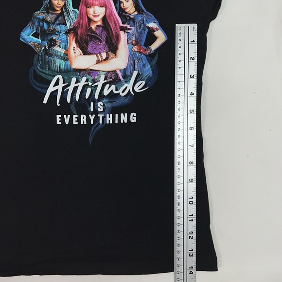 1585 descendant Disney shirt - Picture 4 of 6